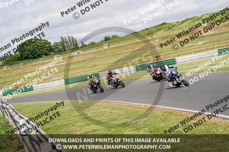 enduro digital images;event digital images;eventdigitalimages;mallory park;mallory park photographs;mallory park trackday;mallory park trackday photographs;no limits trackdays;peter wileman photography;racing digital images;trackday digital images;trackday photos